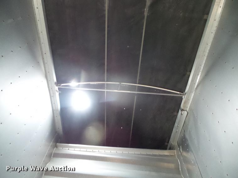 image for item DC5193 2007 Wilson DWH-500 Pace Setter double hopper bottom grain trailer