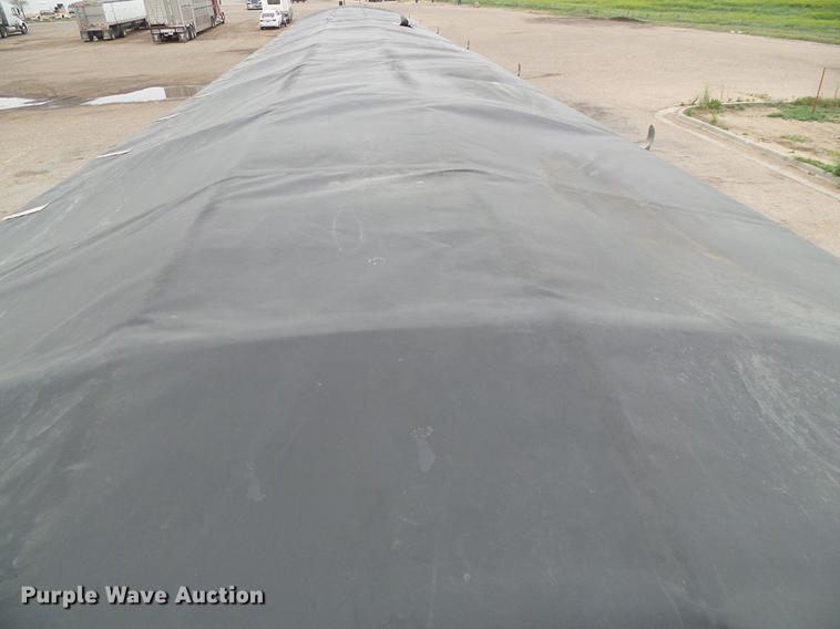 image for item DC5193 2007 Wilson DWH-500 Pace Setter double hopper bottom grain trailer