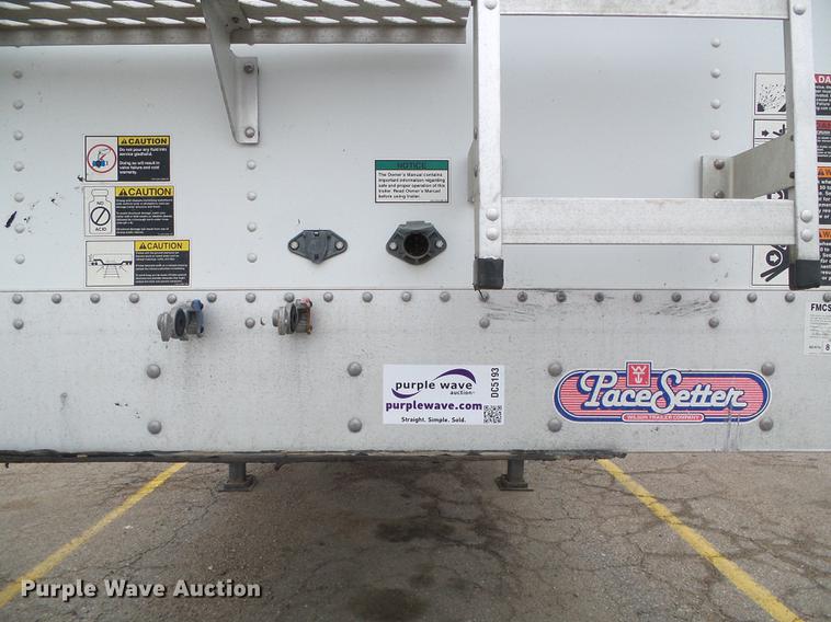 image for item DC5193 2007 Wilson DWH-500 Pace Setter double hopper bottom grain trailer