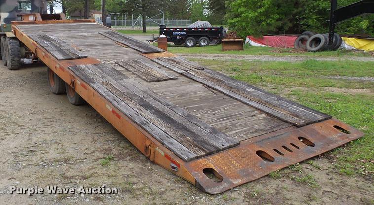 image for item DE7791 1986 Rogers tilt deck equipment trailer