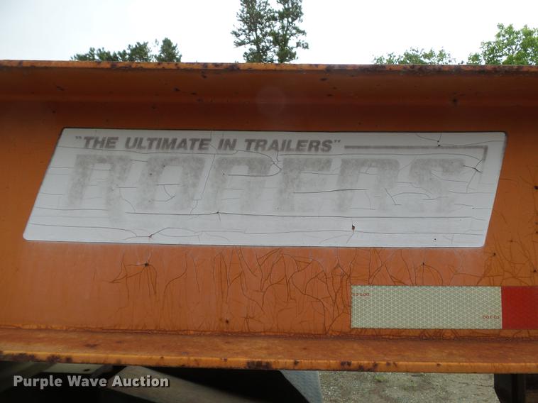 image for item DE7791 1986 Rogers tilt deck equipment trailer