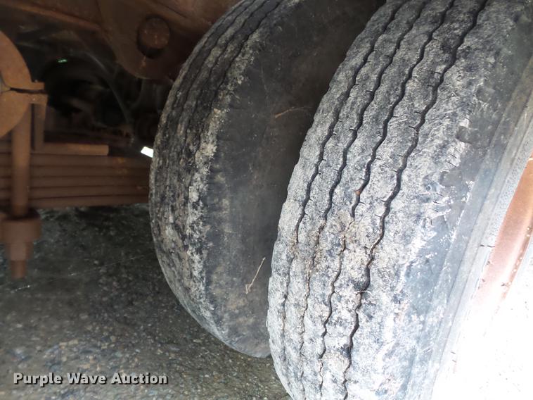 image for item DE7791 1986 Rogers tilt deck equipment trailer