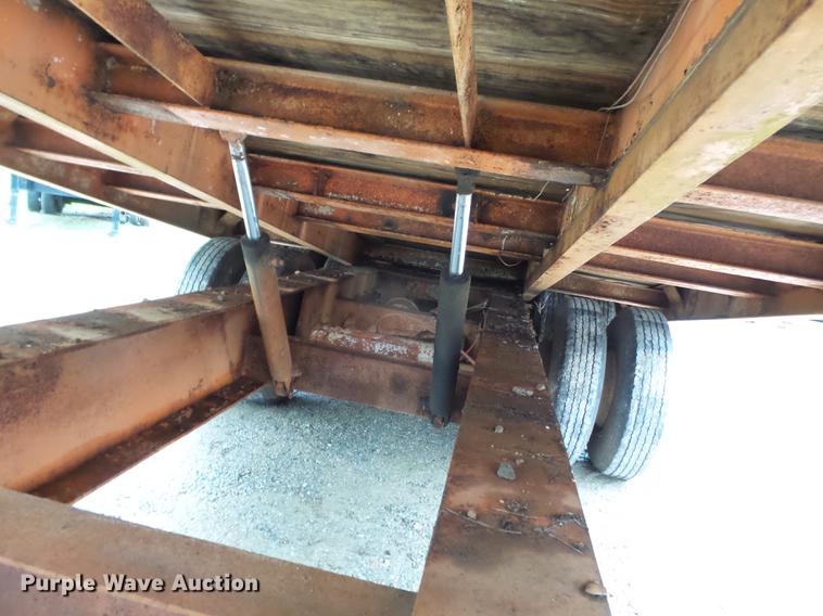 image for item DE7791 1986 Rogers tilt deck equipment trailer