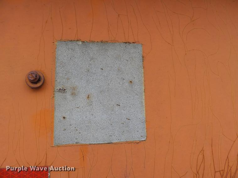 image for item DE7791 1986 Rogers tilt deck equipment trailer