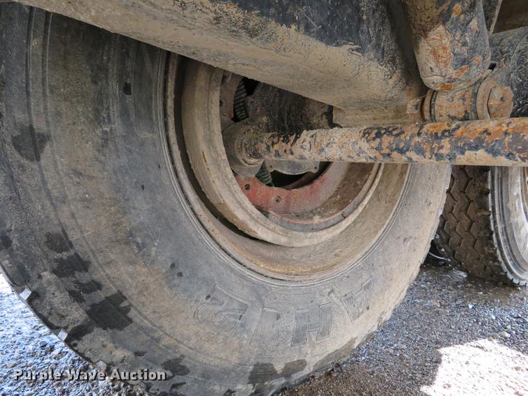 image for item DE8028 2011 Construction Trailer Specialist, Inc. SD-40-34 side dump trailer