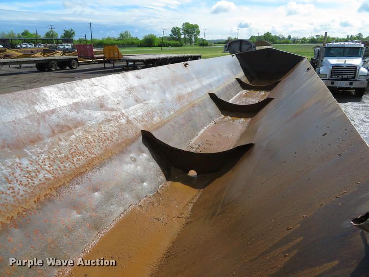 image for item DE8030 2007 Side Dump Industries DS39BCH1R2R11 side dump trailer