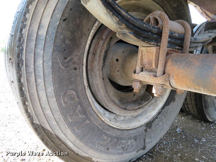 image for item DE8030 2007 Side Dump Industries DS39BCH1R2R11 side dump trailer