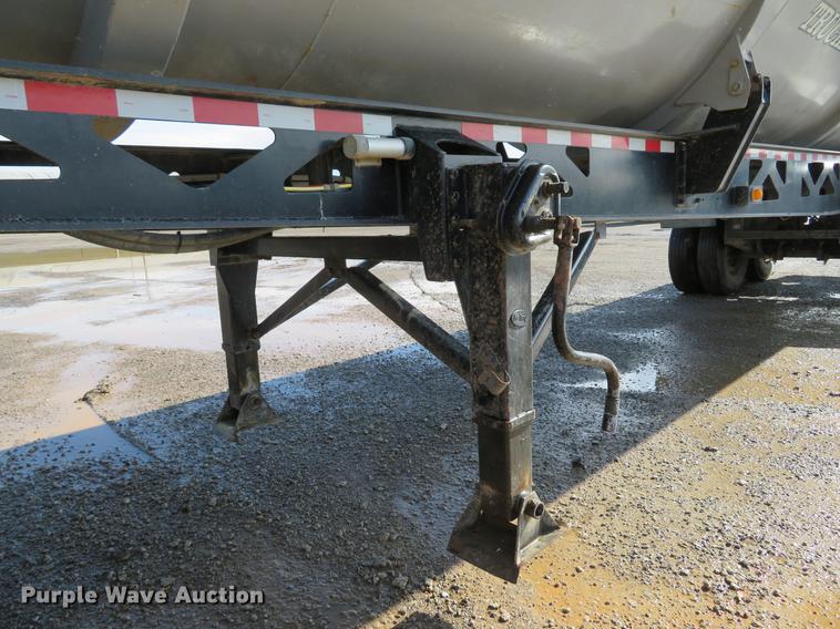 image for item DE8031 2011 Construction Trailer Specialist, Inc. SD-40-34 side dump trailer