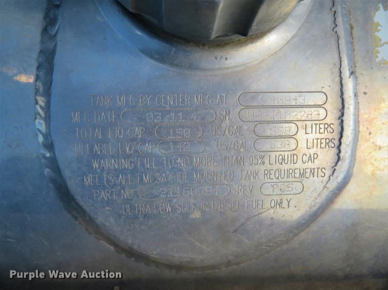 image for item DE8034 2012 Mack CHU613 semi truck