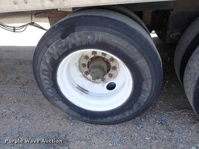 image for item DF1149 2006 Trailmobile dry van trailer