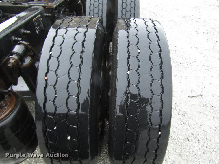 image for item DF7999 2007 Freightliner Columbia semi truck