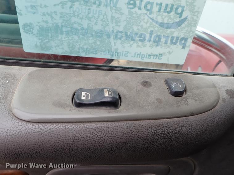 image for item DF8858 2007 Peterbilt 385 semi truck