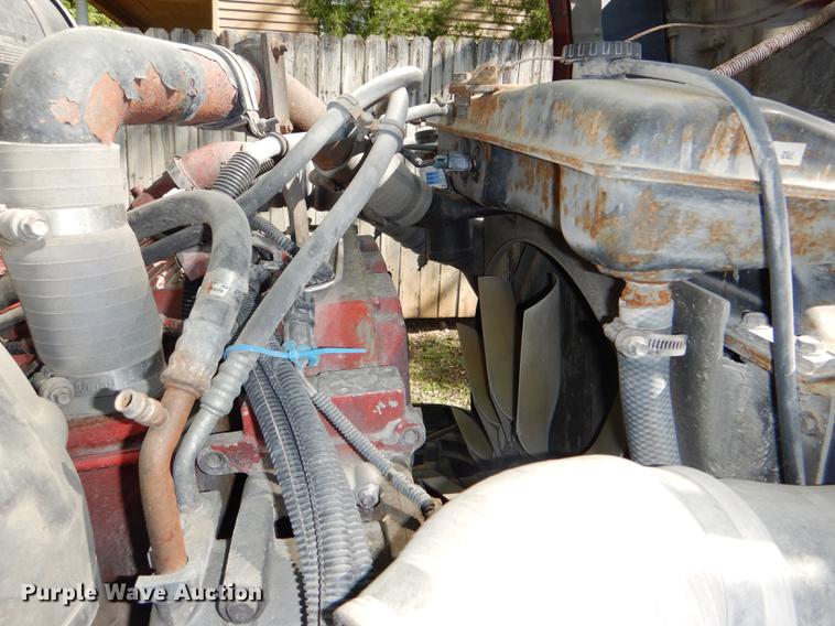 image for item DG1015 2006 Kenworth T600 Paccar semi truck