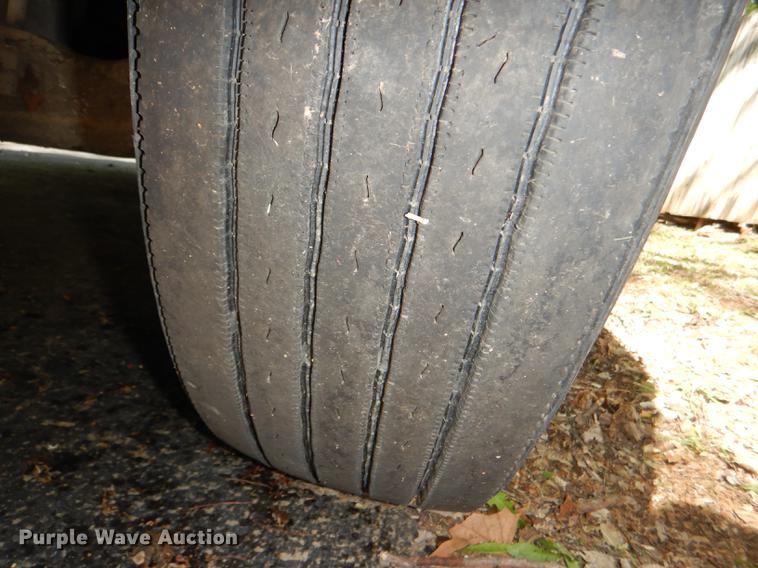 image for item DG1015 2006 Kenworth T600 Paccar semi truck