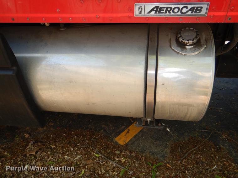 image for item DG1015 2006 Kenworth T600 Paccar semi truck