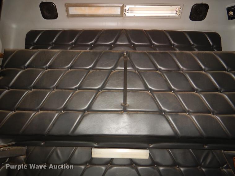 image for item DG1048 1999 Freightliner FLD semi truck