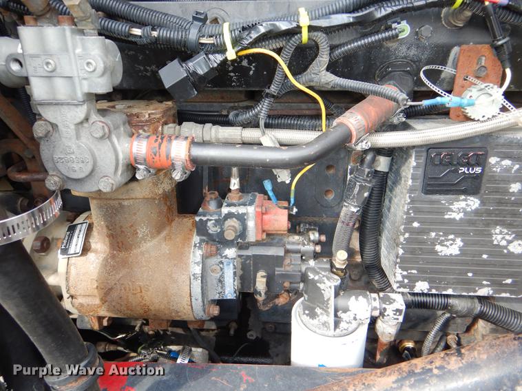 image for item DG1048 1999 Freightliner FLD semi truck