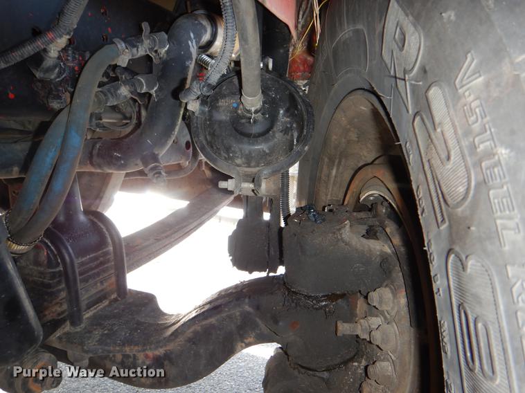 image for item DG1048 1999 Freightliner FLD semi truck