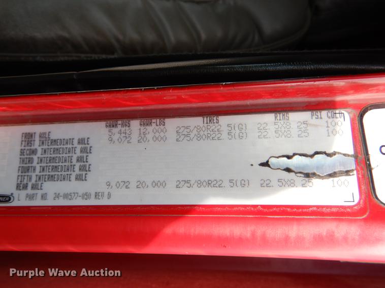 image for item DG1048 1999 Freightliner FLD semi truck