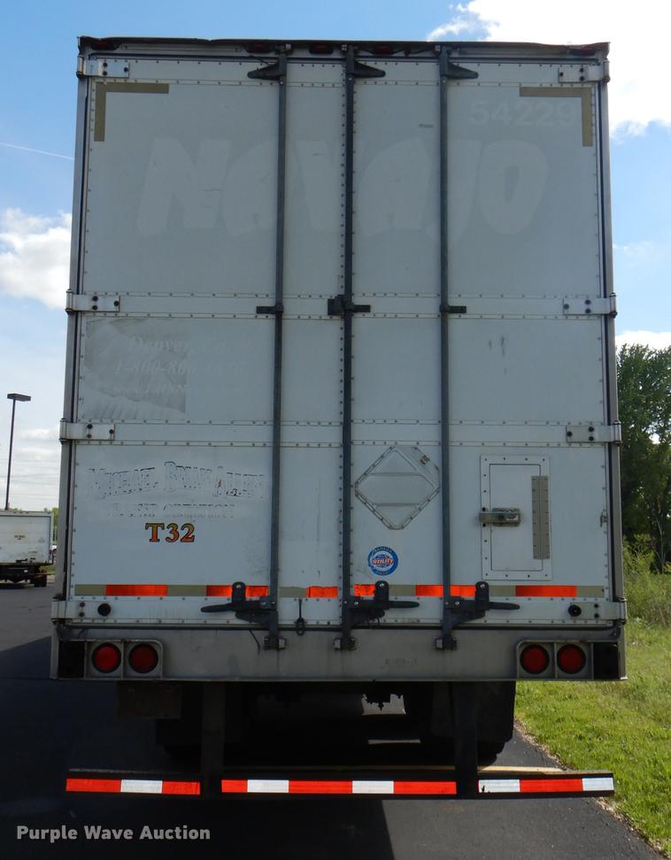 image for item DG1049 2006 Utility 3000R refrigerated van trailer