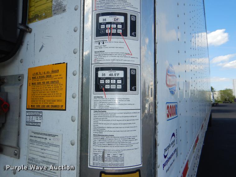 image for item DG1049 2006 Utility 3000R refrigerated van trailer