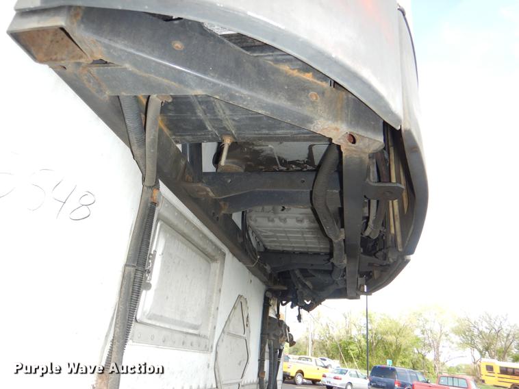 image for item DG1049 2006 Utility 3000R refrigerated van trailer