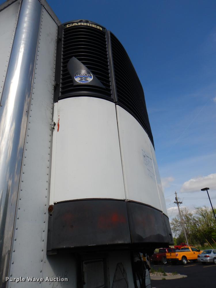 image for item DG1049 2006 Utility 3000R refrigerated van trailer