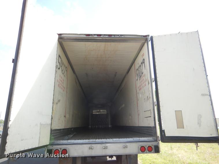 image for item DG1049 2006 Utility 3000R refrigerated van trailer