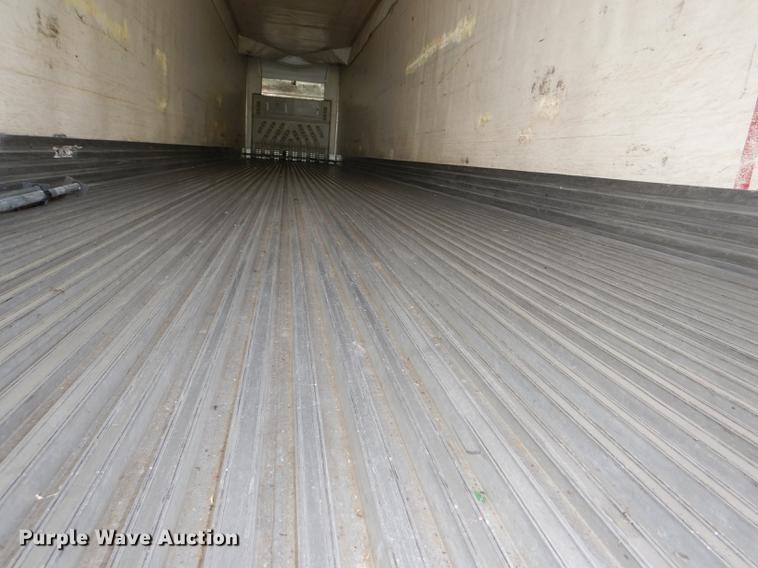 image for item DG1049 2006 Utility 3000R refrigerated van trailer