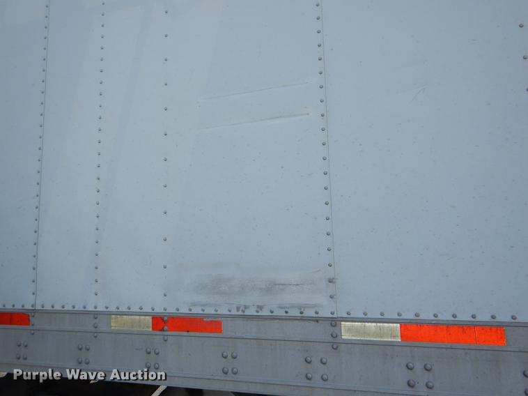 image for item DG1049 2006 Utility 3000R refrigerated van trailer