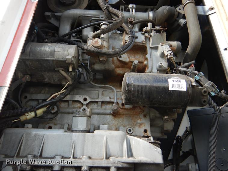 image for item DG1049 2006 Utility 3000R refrigerated van trailer