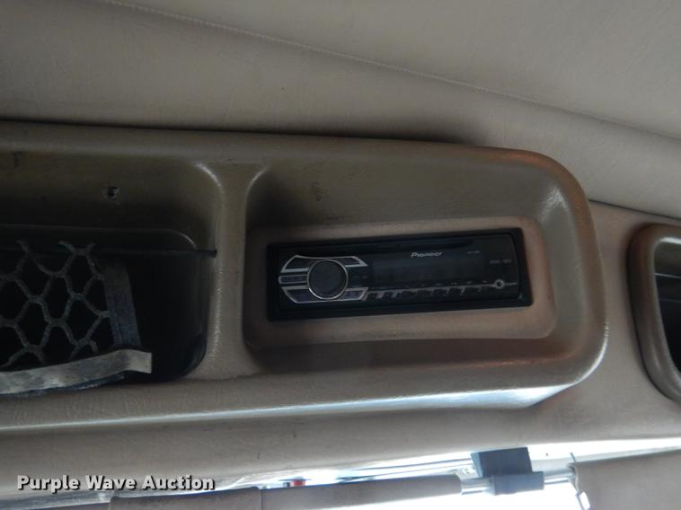 image for item DG5768 2004 Peterbilt 379 semi truck