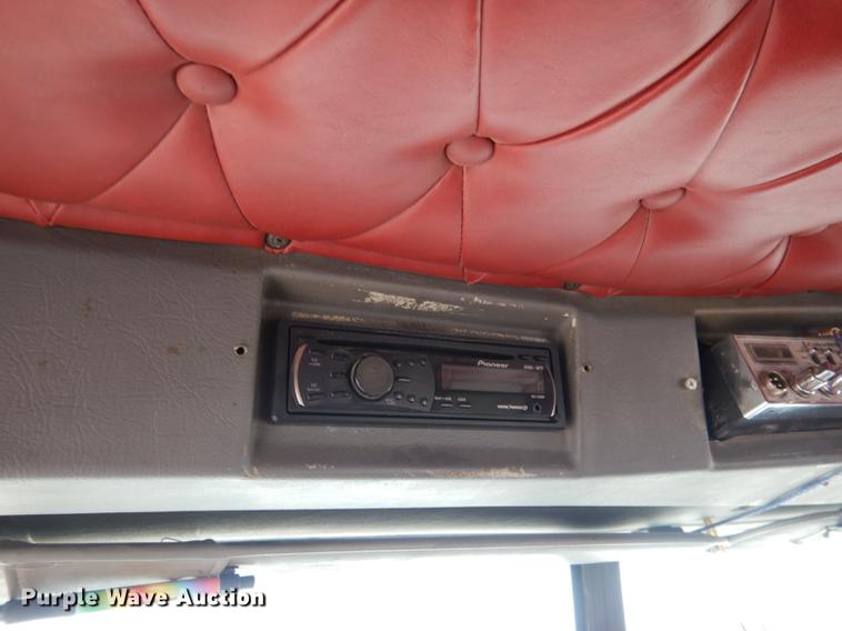 image for item DG5769 2004 Western Star 4900FA semi truck