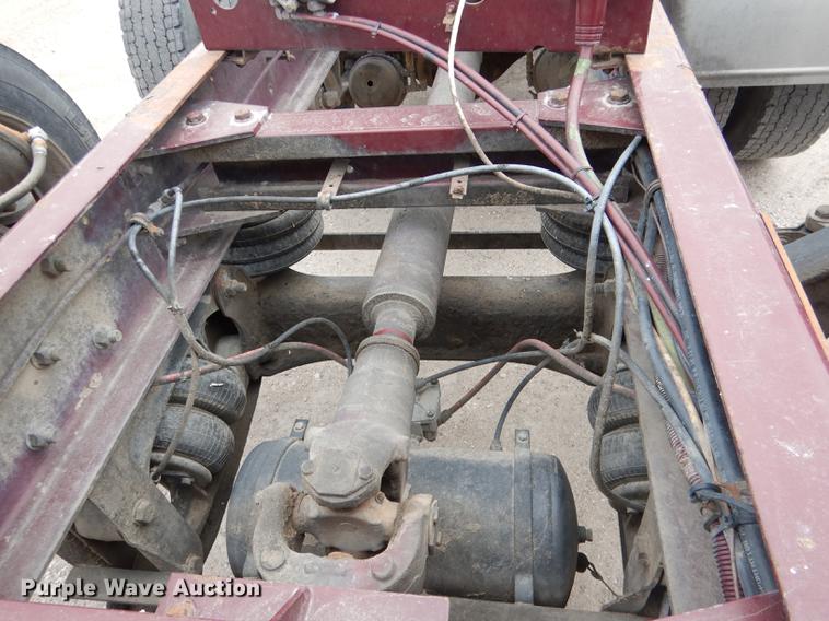 image for item DG5769 2004 Western Star 4900FA semi truck