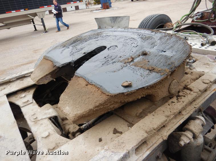 image for item DG5769 2004 Western Star 4900FA semi truck