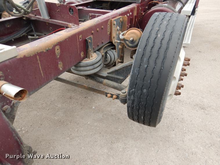 image for item DG5769 2004 Western Star 4900FA semi truck