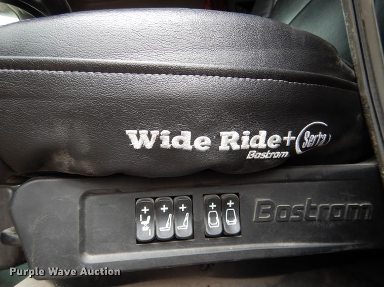 image for item DG5770 2007 Kenworth W900 semi truck