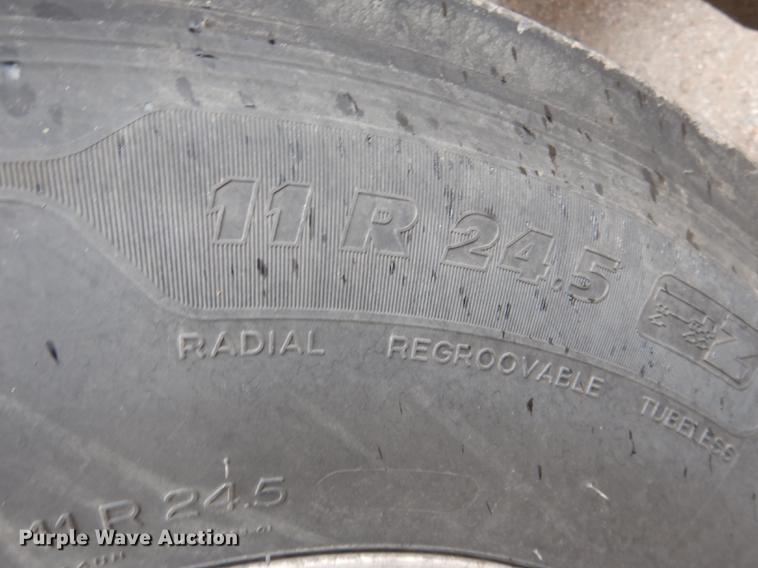 image for item DG5770 2007 Kenworth W900 semi truck