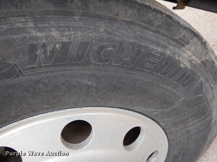 image for item DG5770 2007 Kenworth W900 semi truck