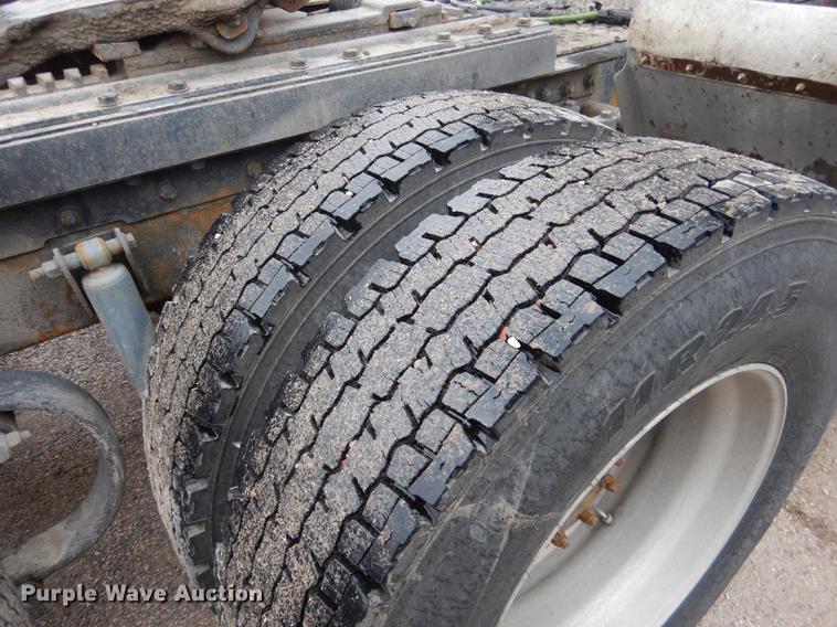 image for item DG5770 2007 Kenworth W900 semi truck