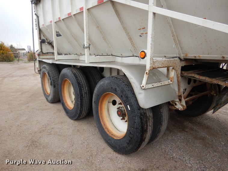 image for item DG5771 2008 Trinity SPEQP live bottom trailer