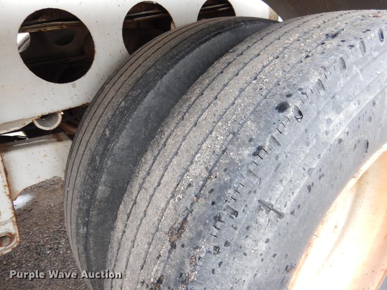 image for item DG5771 2008 Trinity SPEQP live bottom trailer