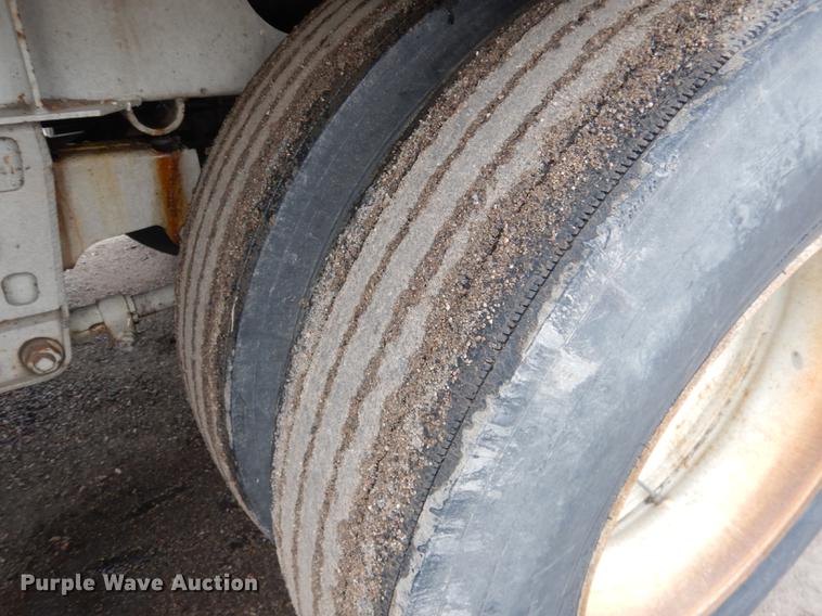 image for item DG5771 2008 Trinity SPEQP live bottom trailer