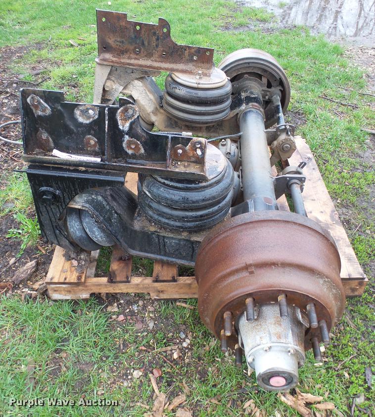 image for item DX9170 2005 Sterling L8500 pusher tag axle