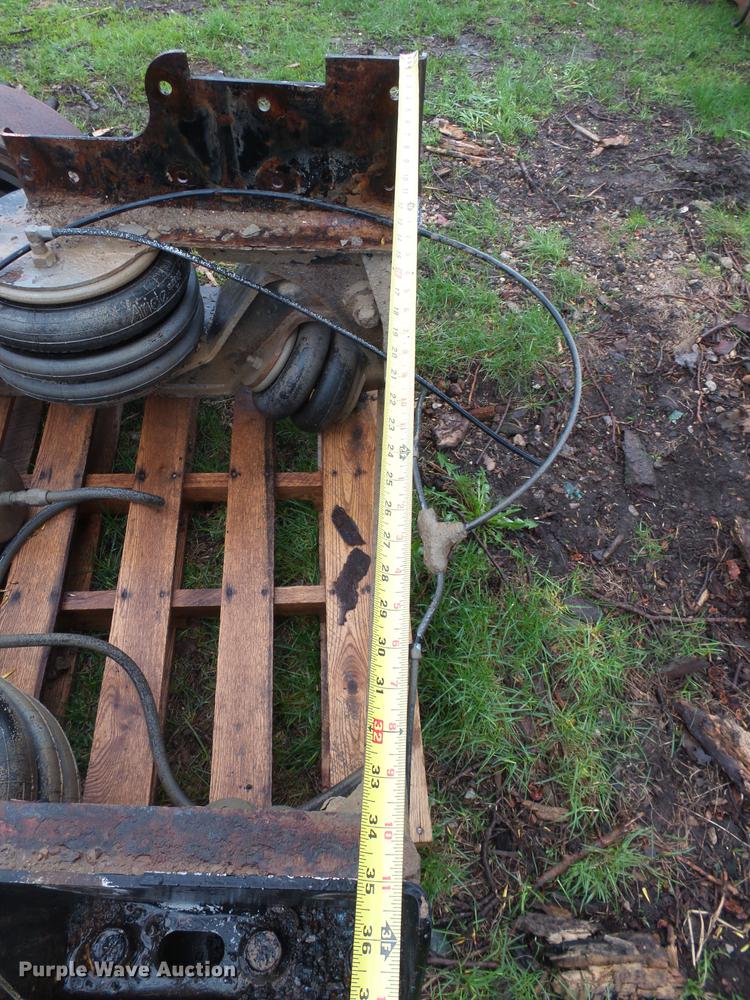 image for item DX9170 2005 Sterling L8500 pusher tag axle