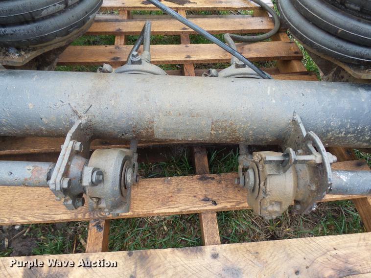 image for item DX9170 2005 Sterling L8500 pusher tag axle