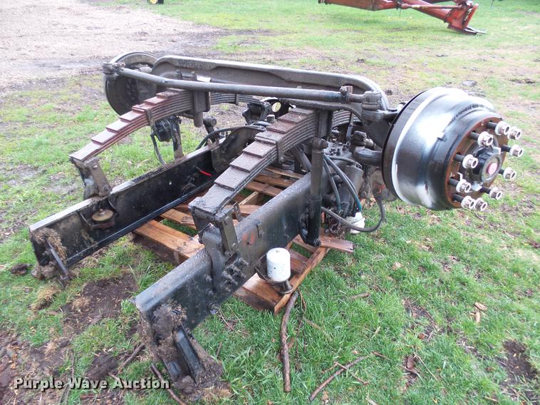 image for item DX9179 2005 Sterling L8500 front axle