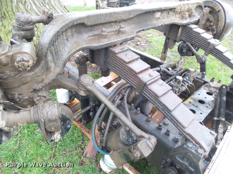 image for item DX9179 2005 Sterling L8500 front axle
