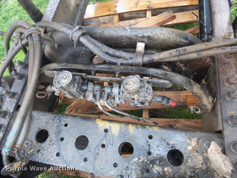 image for item DX9179 2005 Sterling L8500 front axle