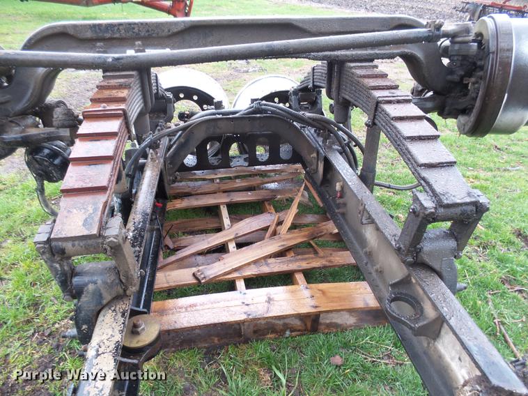 image for item DX9179 2005 Sterling L8500 front axle